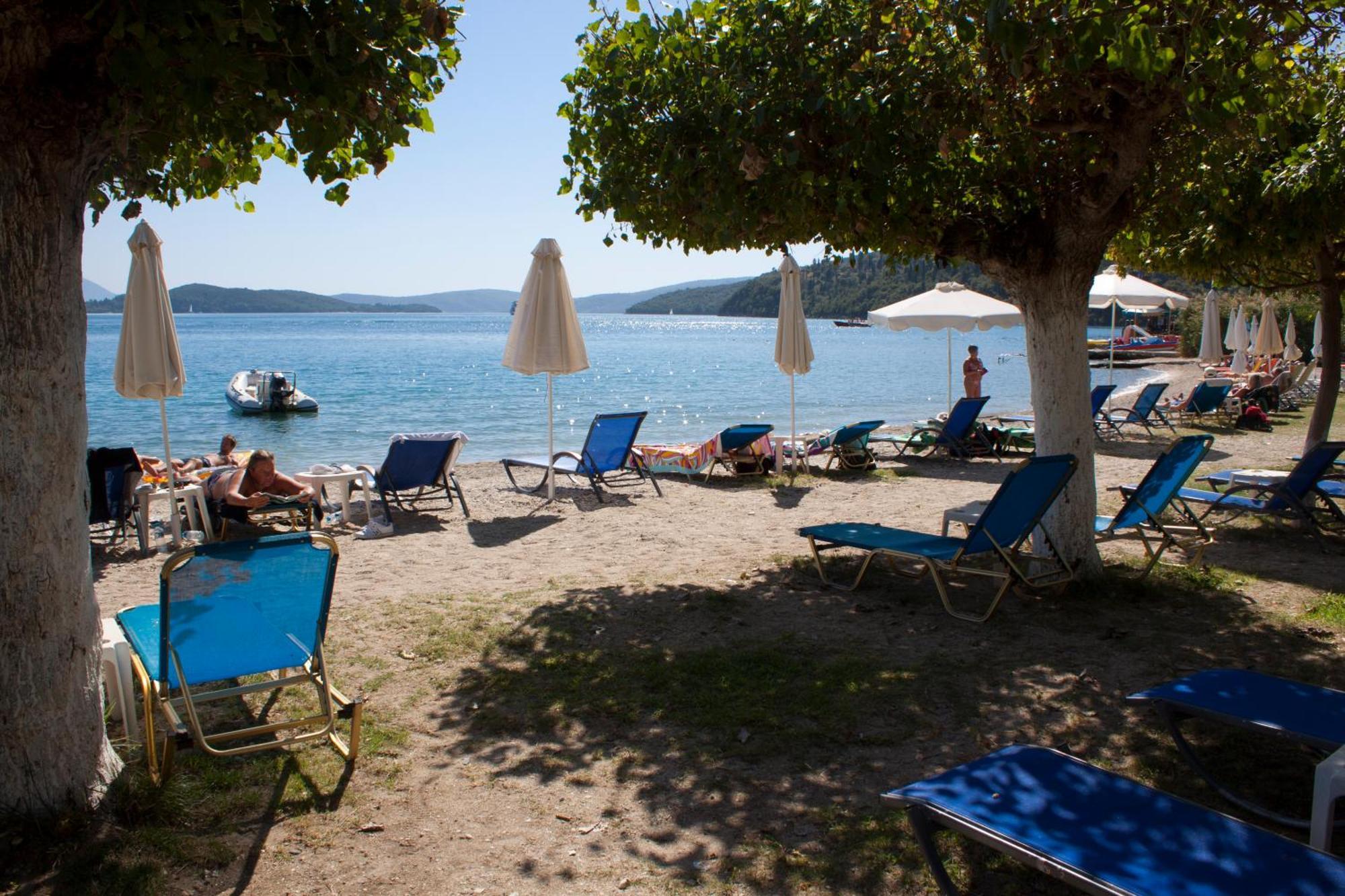 Hotel Nydri Beach Exterior photo